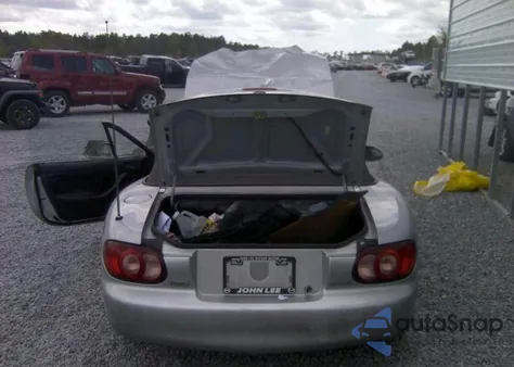 2002 Mazda Mx-5 Miata Miata/Ls z USA, uszkodzony, nr VIN JM1NB353020221198